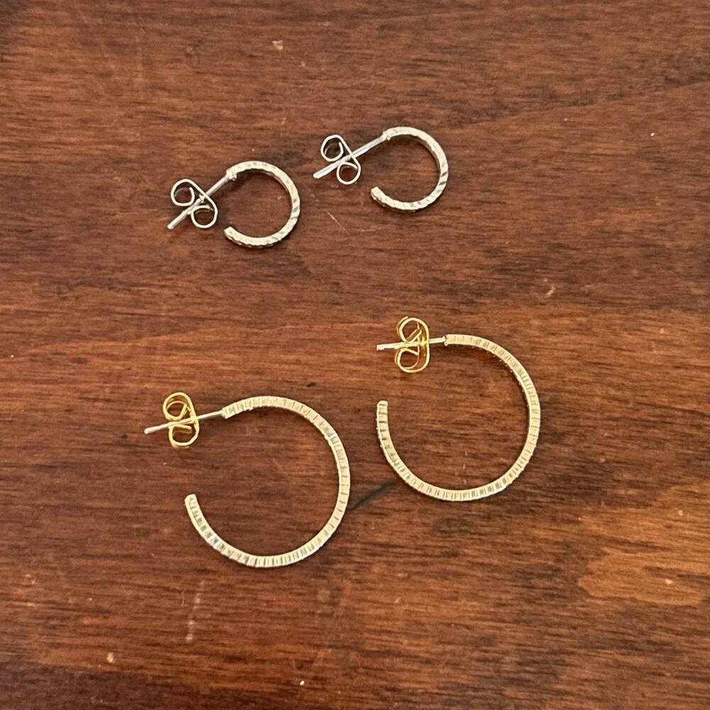 Lot Of 2 Hoop Earrings Studs Silver Gold Textured Classic
